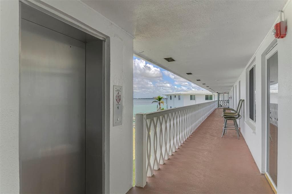 763 JOHN RINGLING BOULEVARD 34 photo 6