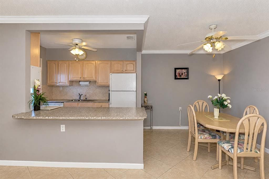 763 JOHN RINGLING BOULEVARD 34 photo 13