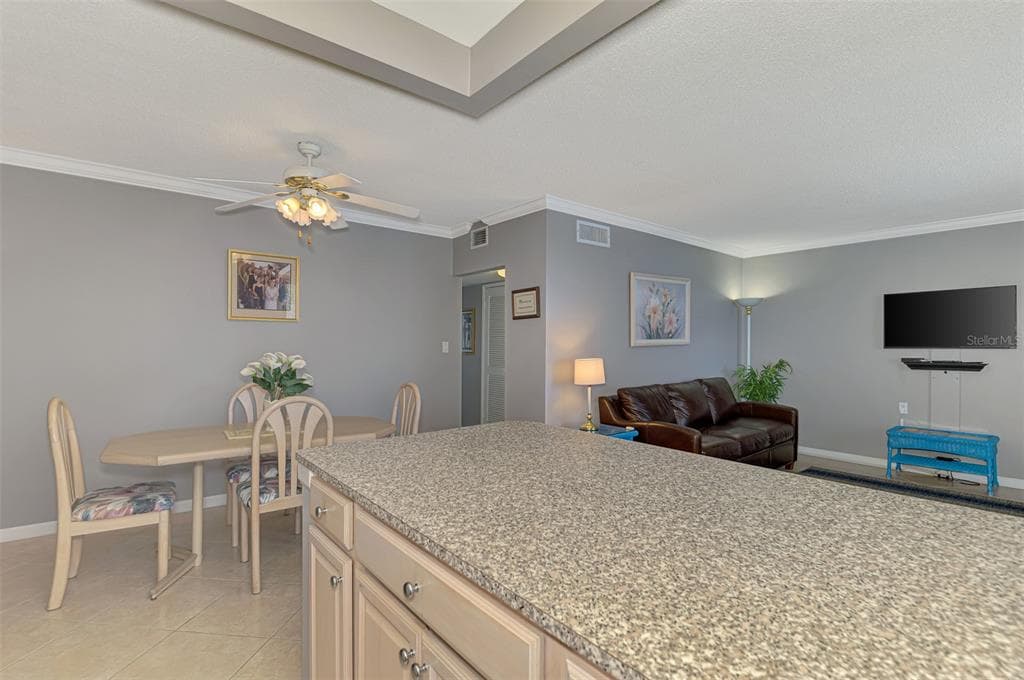 763 JOHN RINGLING BOULEVARD 34 photo 17