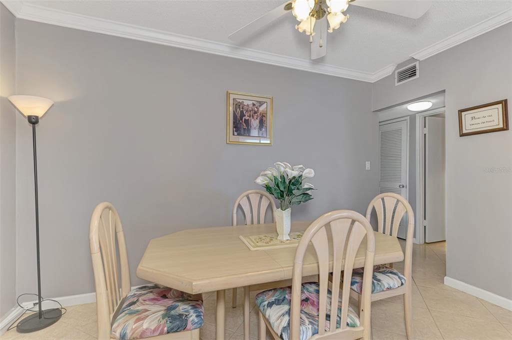 763 JOHN RINGLING BOULEVARD 34 photo 22