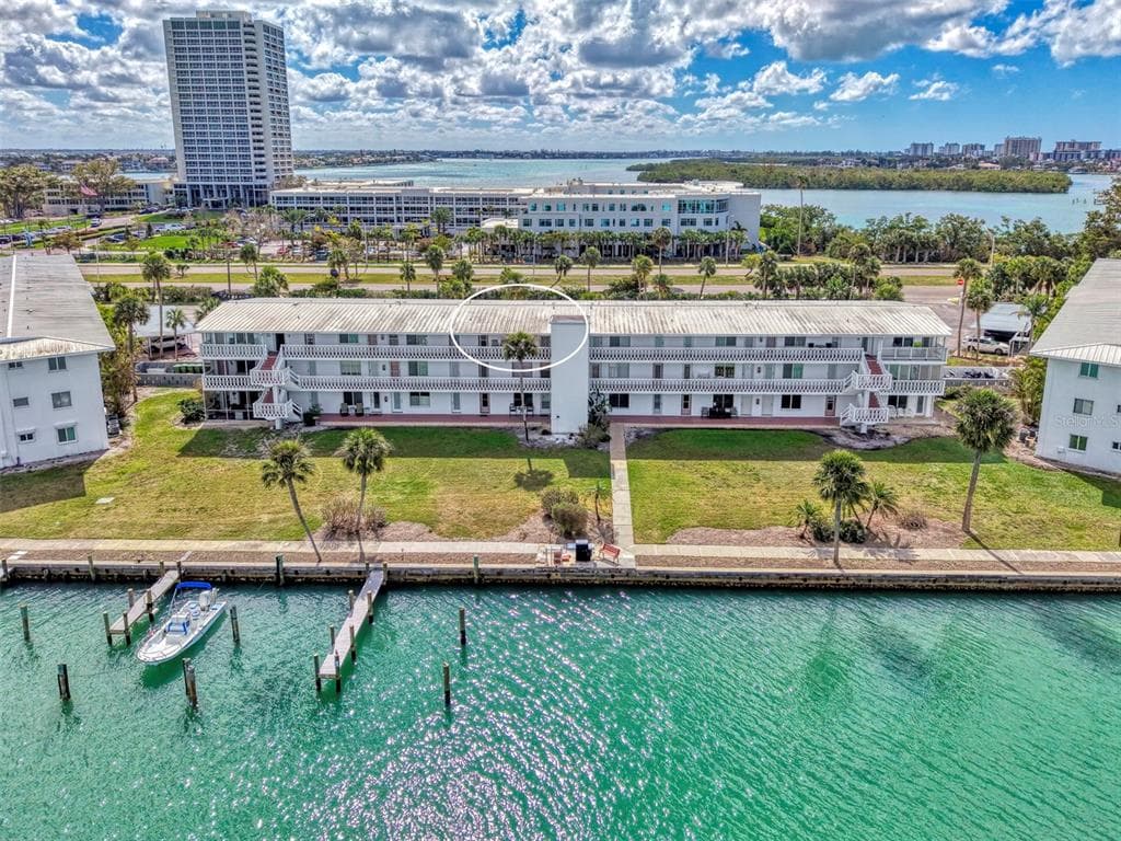 763 JOHN RINGLING BOULEVARD 34 photo 3