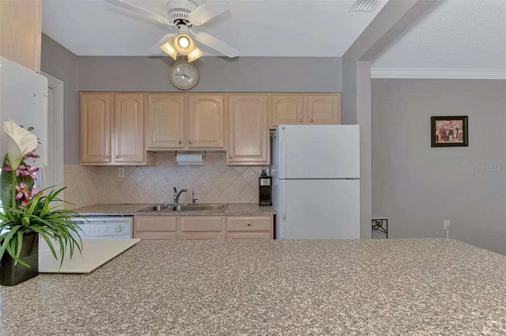 763 JOHN RINGLING BOULEVARD 34 photo 14