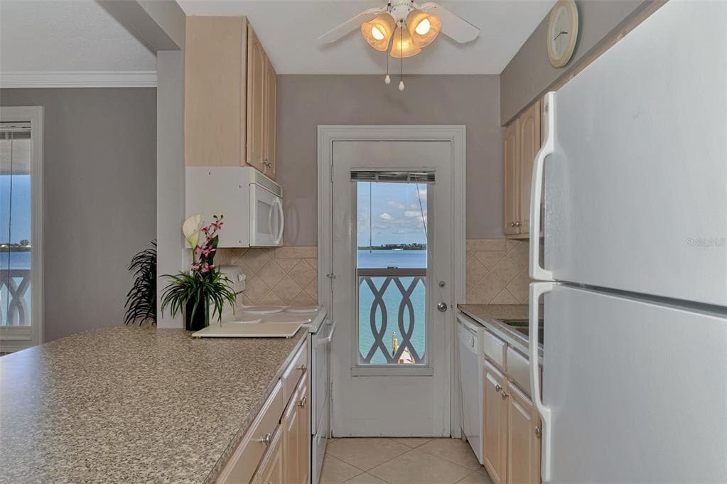 763 JOHN RINGLING BOULEVARD 34 photo 11