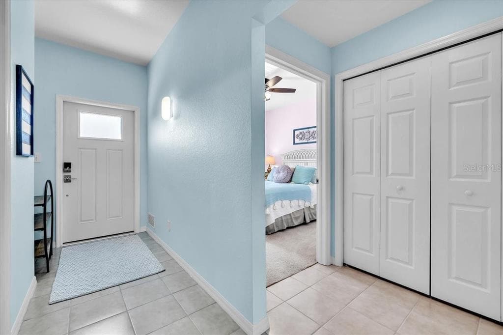 900 E MARION AVENUE 1310 photo 7