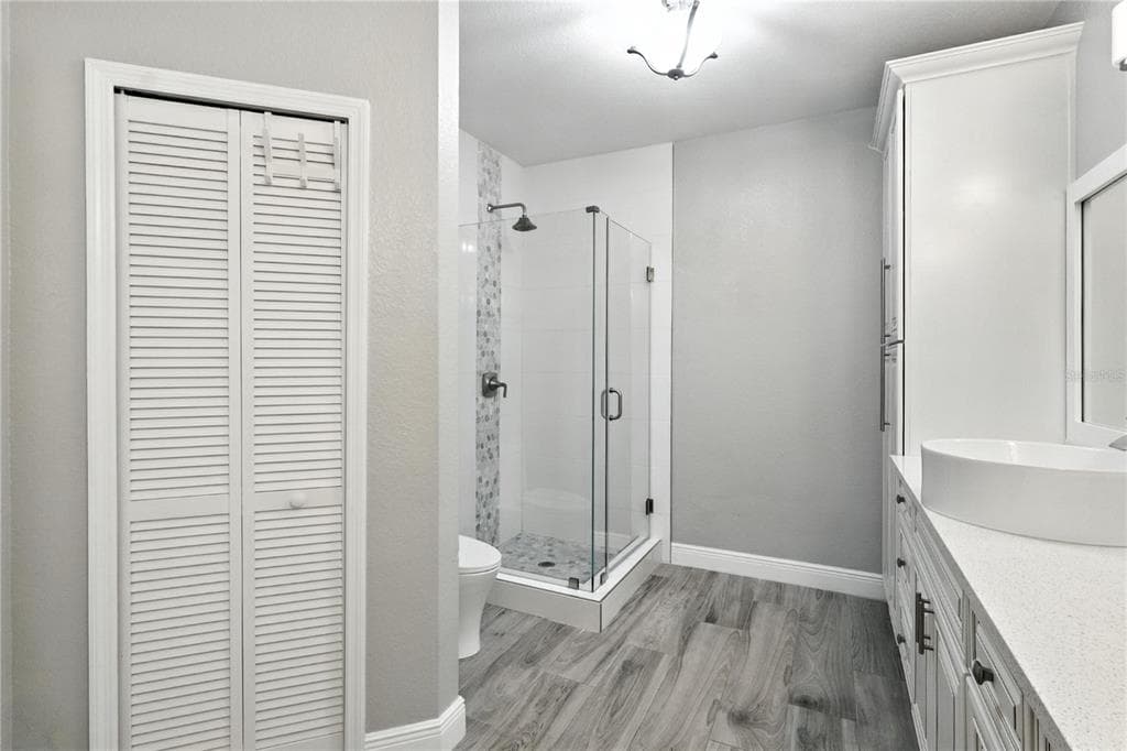 2741 VIA CIPRIANI 916A photo 23