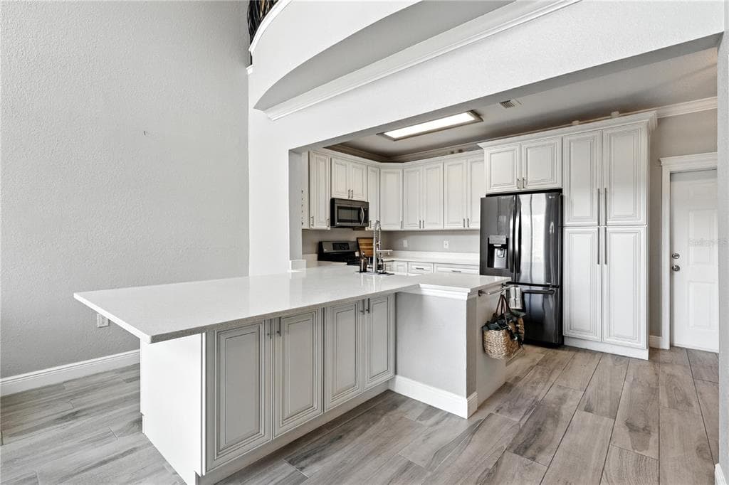 2741 VIA CIPRIANI 916A photo 20