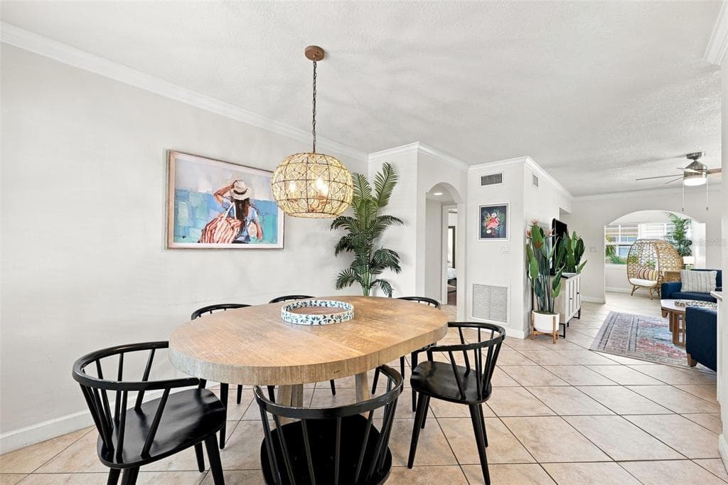 19417 GULF BOULEVARD C209 photo 6
