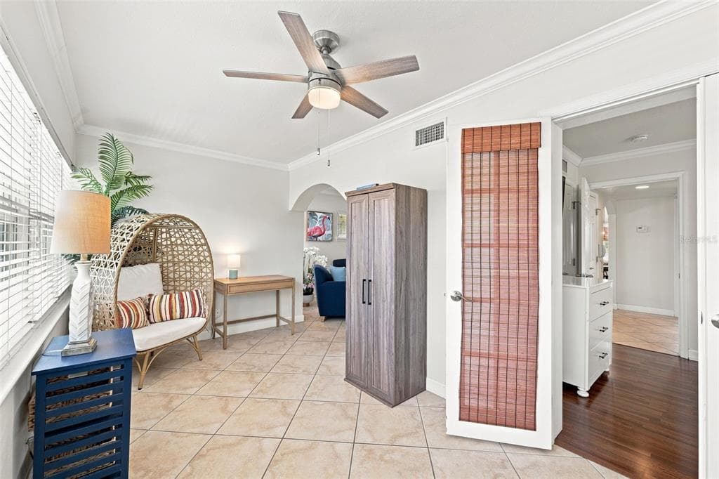 19417 GULF BOULEVARD C209 photo 17