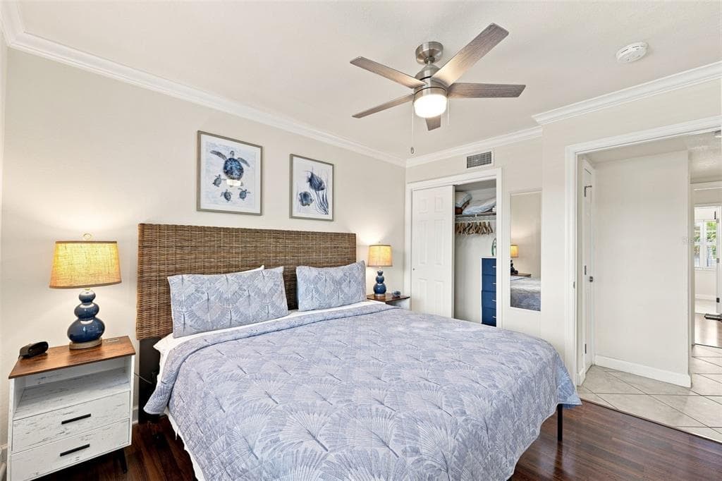 19417 GULF BOULEVARD C209 photo 11