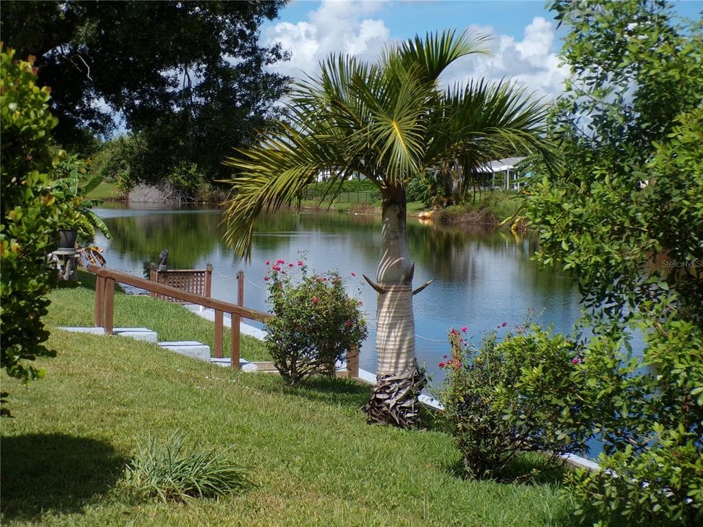 2185 EASY STREET photo 16