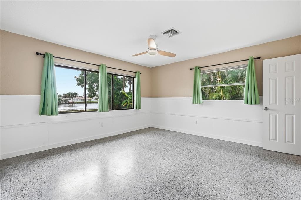 3860 BELLE VISTA E photo 12