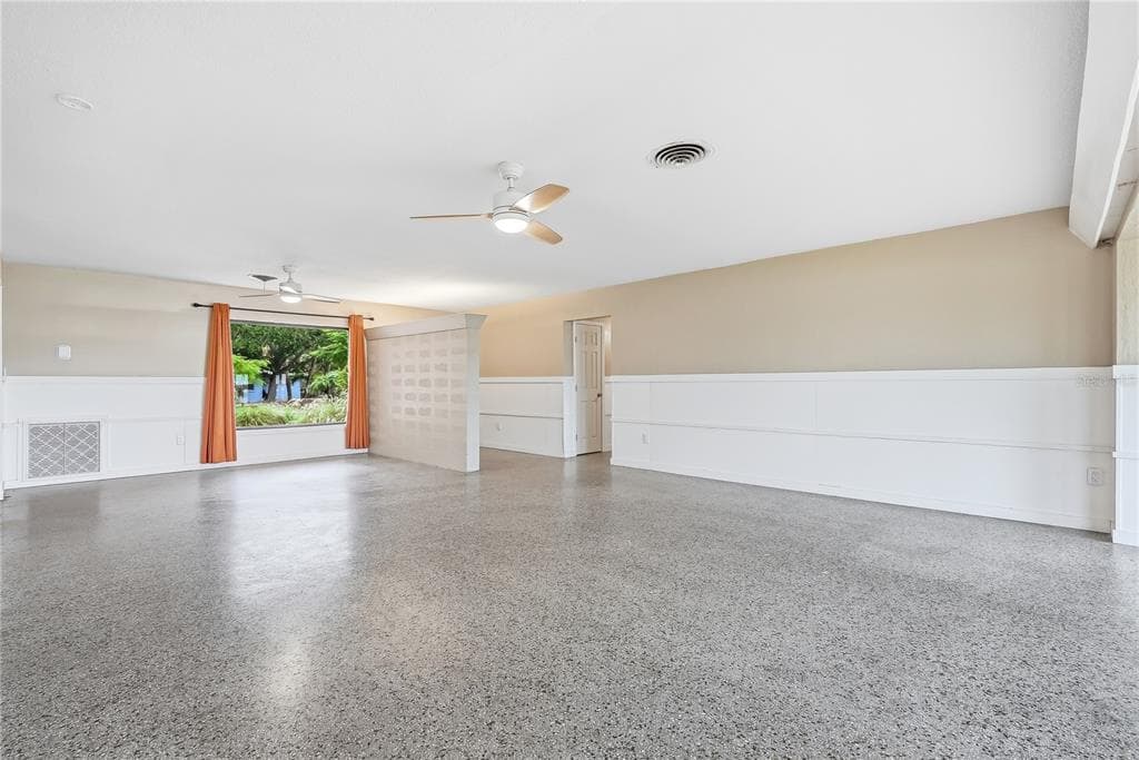 3860 BELLE VISTA E photo 8