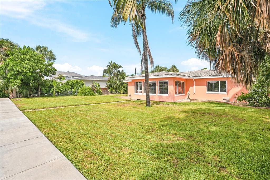 3860 BELLE VISTA E photo 21