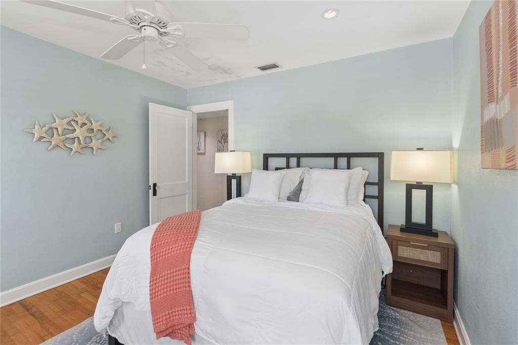 110 DEVON DRIVE photo 17