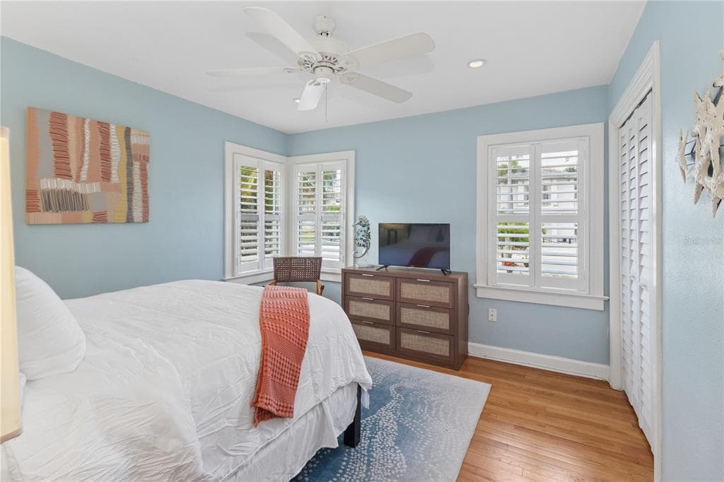 110 DEVON DRIVE photo 16