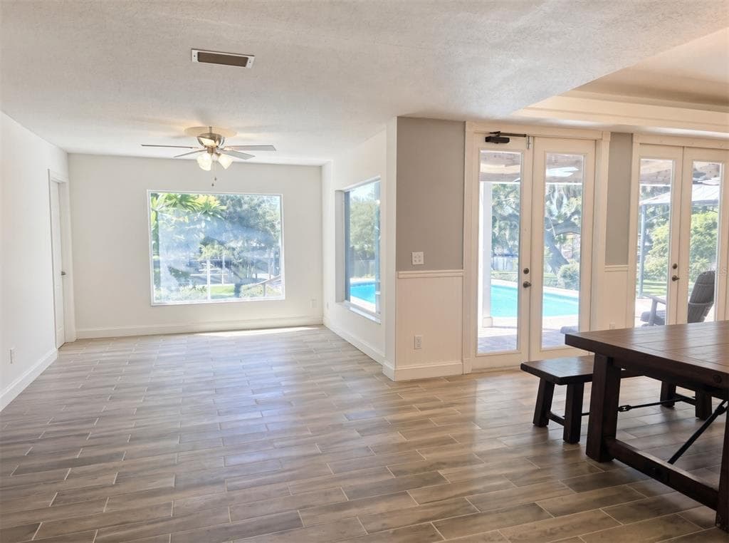9303 ALICE LANE photo 6