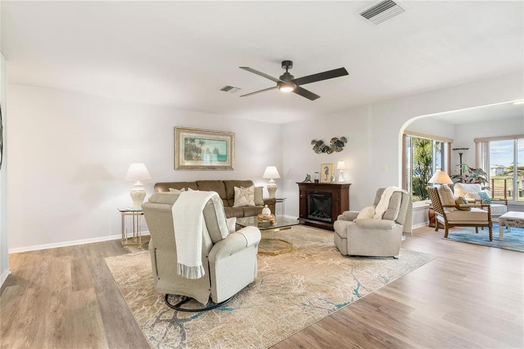 774 SPRING LAKE BOULEVARD NW photo 5