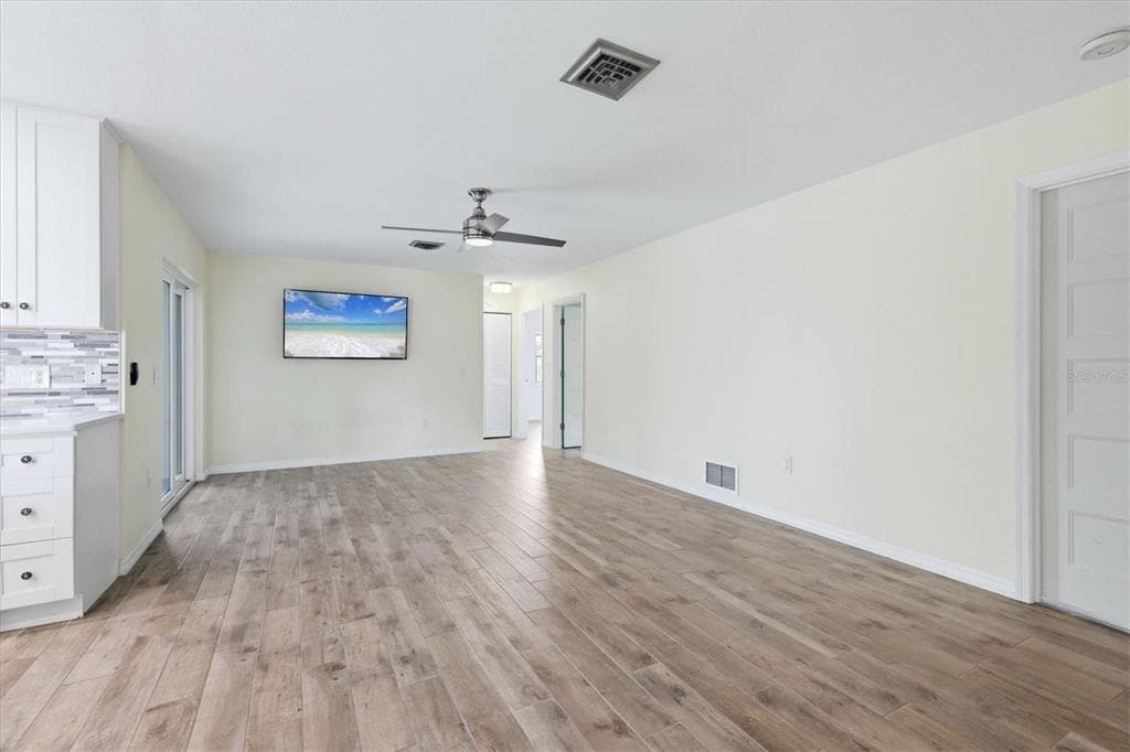 12383 QUINLAN AVENUE photo 8