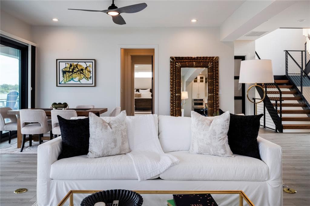 7973 CAUSEWAY BOULEVARD N photo 22
