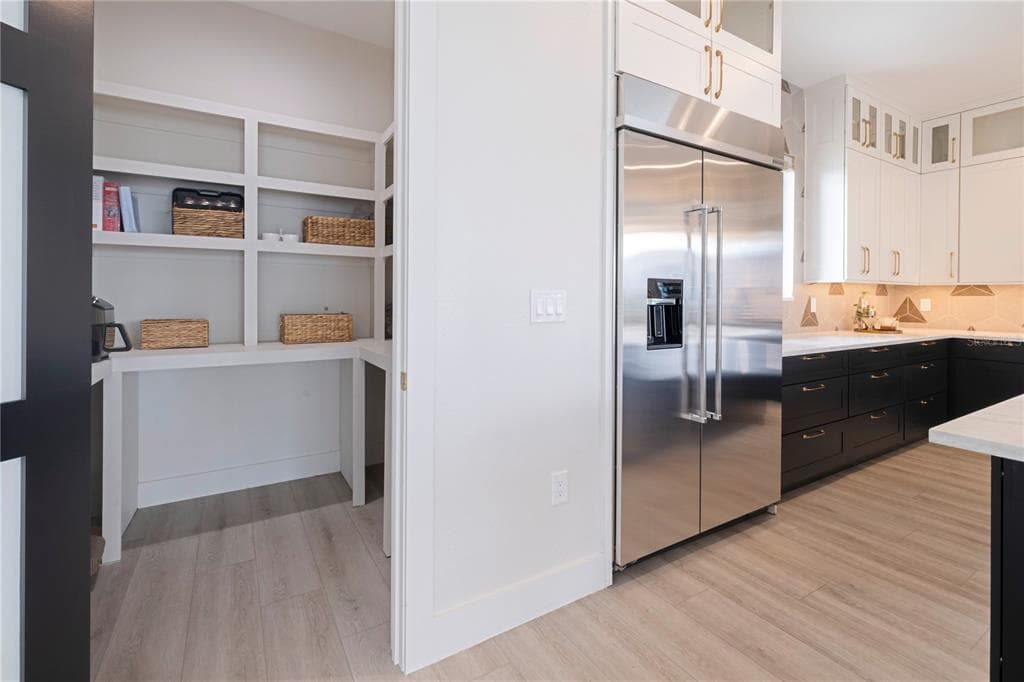 7973 CAUSEWAY BOULEVARD N photo 18