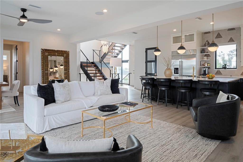7973 CAUSEWAY BOULEVARD N photo 21