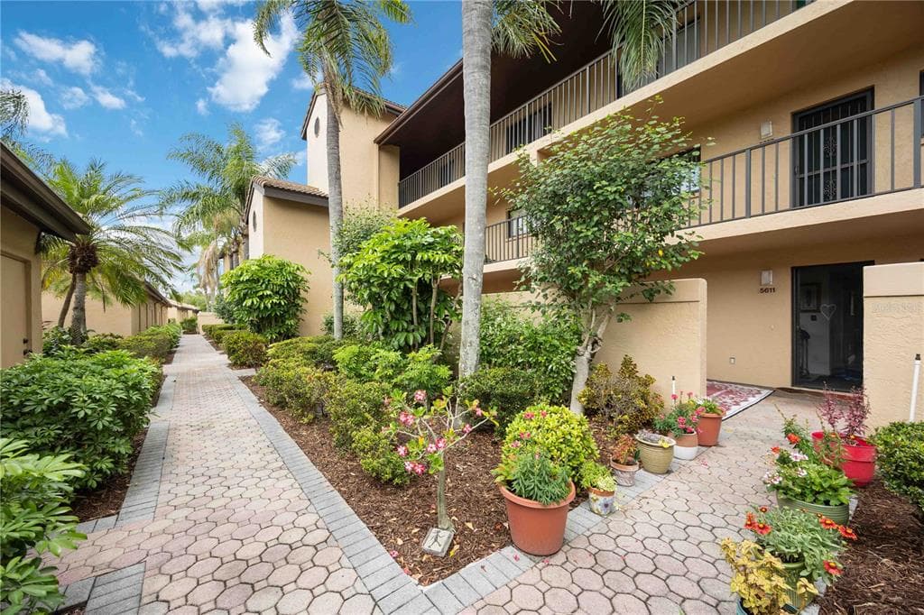 5627 ASHTON WAY 5627 photo 6