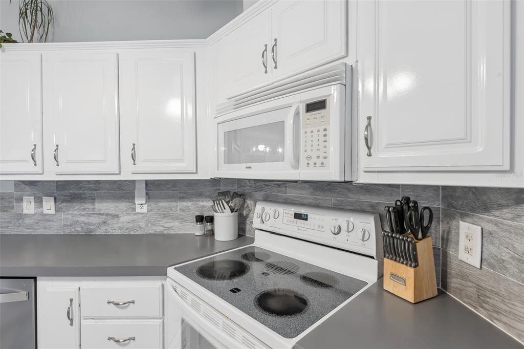 507 RIVER VIEW LANE photo 19