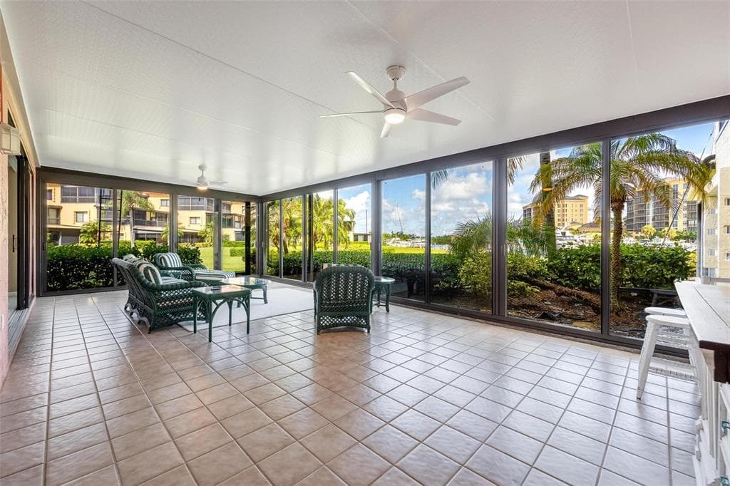 3250 SOUTHSHORE DRIVE 55A photo 4