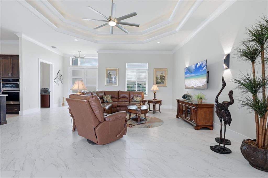 312 SEGOVIA DRIVE photo 6
