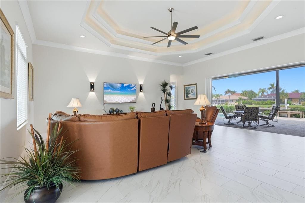 312 SEGOVIA DRIVE photo 8