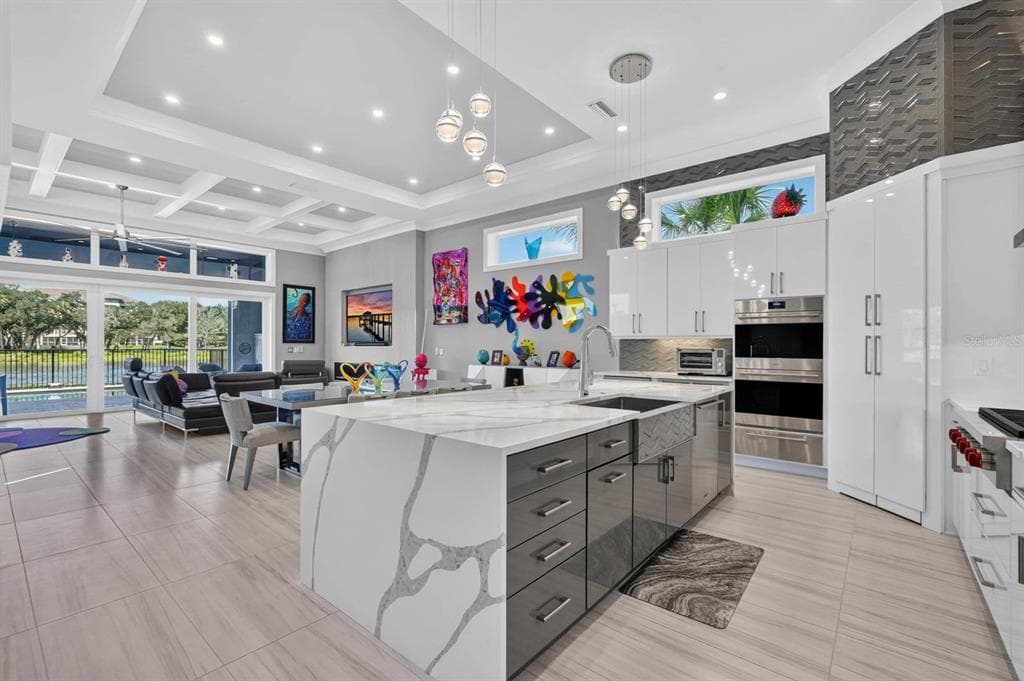 304 YACHT HARBOR DRIVE photo 5