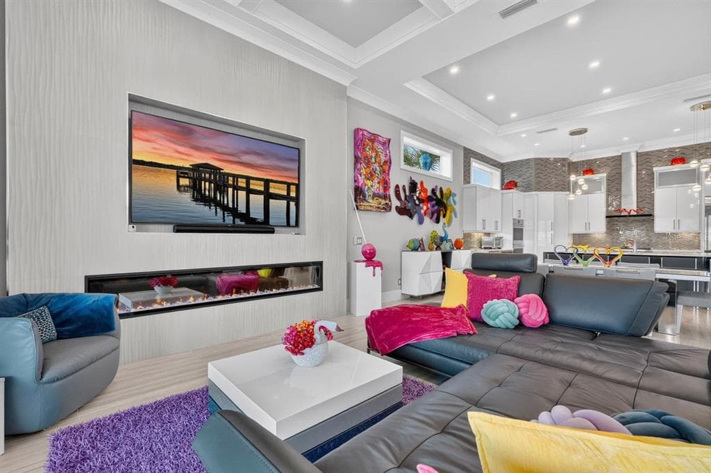 304 YACHT HARBOR DRIVE photo 25