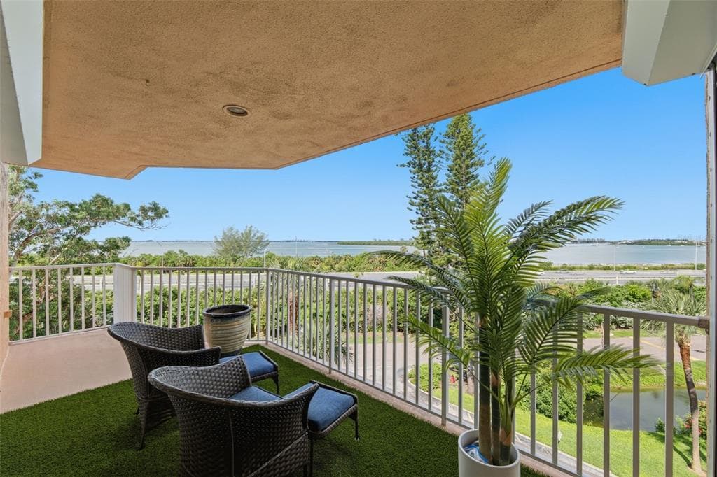 7432 SUNSHINE SKYWAY LANE S 506 photo 22