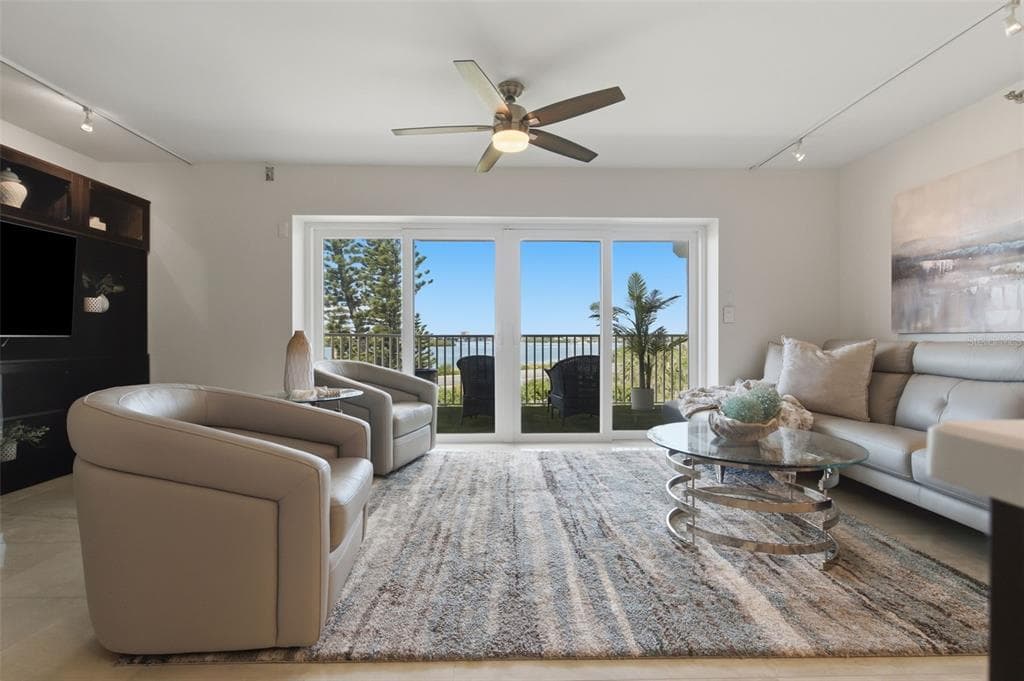 7432 SUNSHINE SKYWAY LANE S 506 photo 8