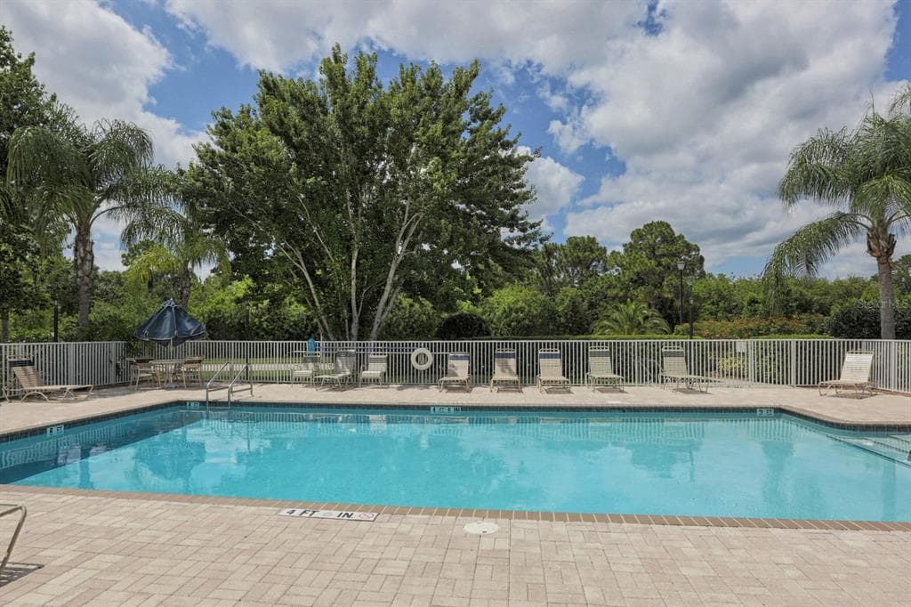 107 WOODBRIDGE DRIVE 202 photo 25
