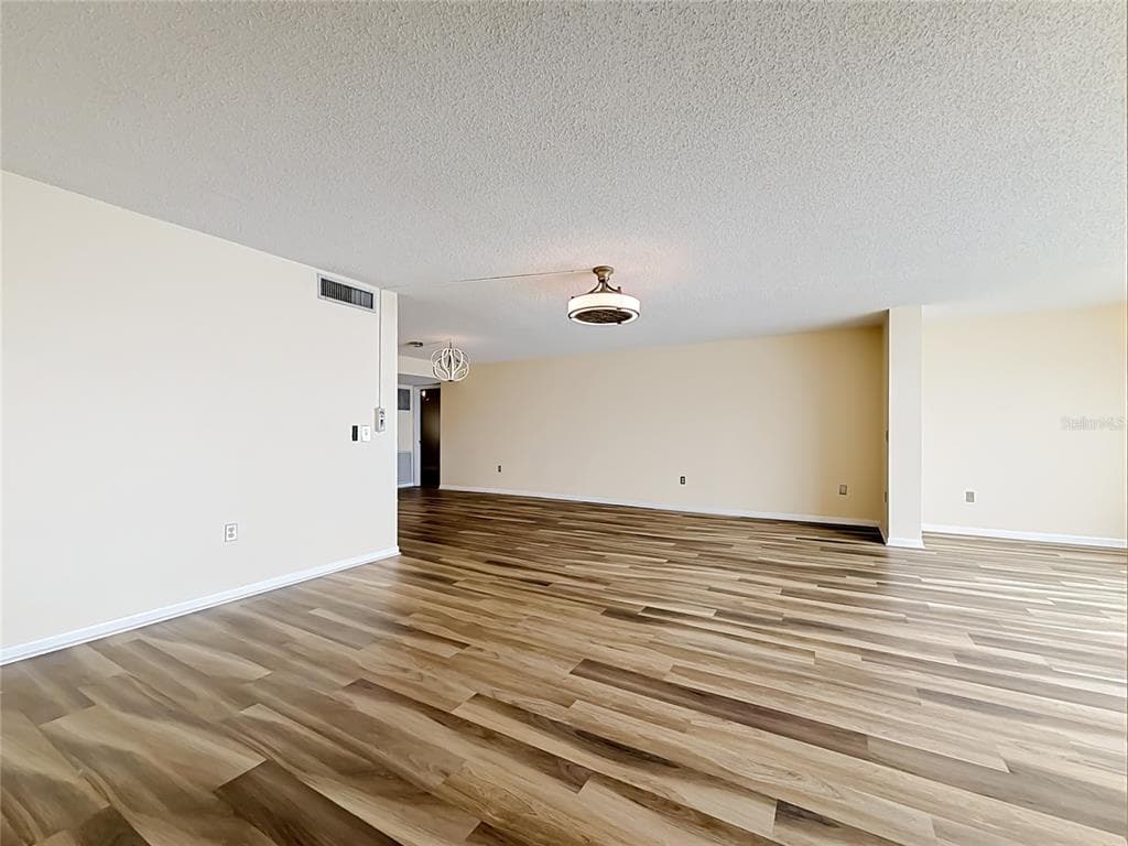 6020 SHORE BOULEVARD S 211 photo 13