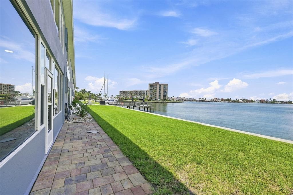 250 126TH AVENUE 110 photo 20