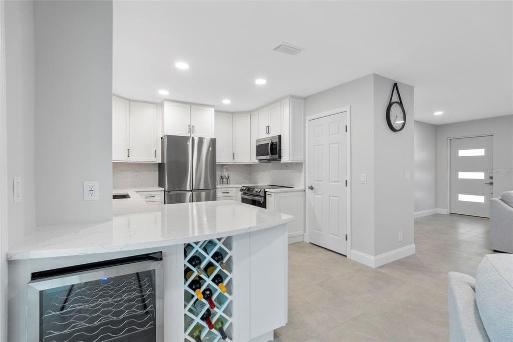 227 HOWARD DRIVE photo 12