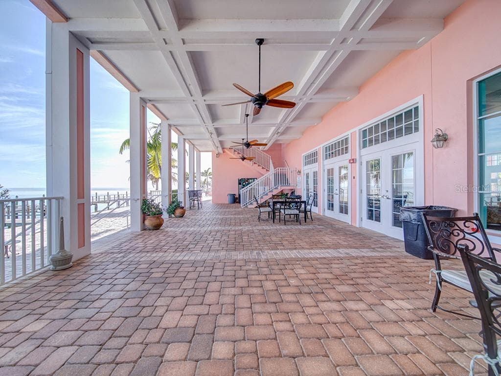 4784 BEACH DRIVE SE B photo 18