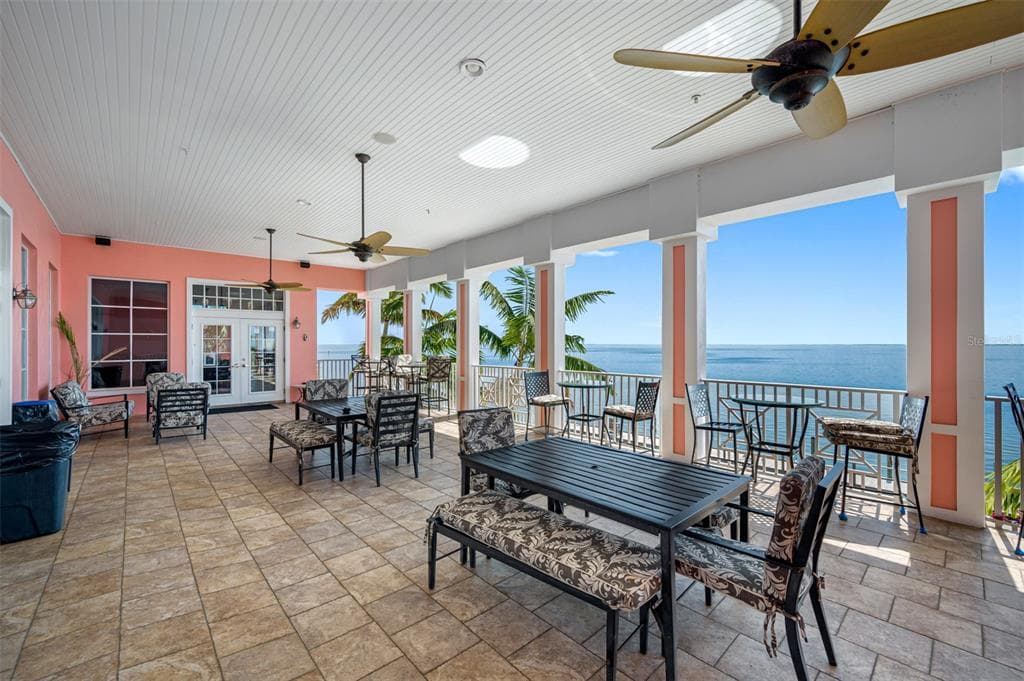 4784 BEACH DRIVE SE B photo 19