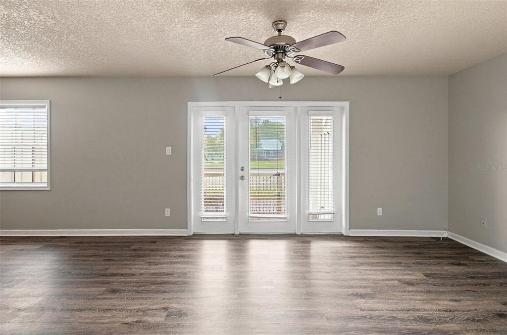 3889 POMPANO DRIVE SE A photo 18