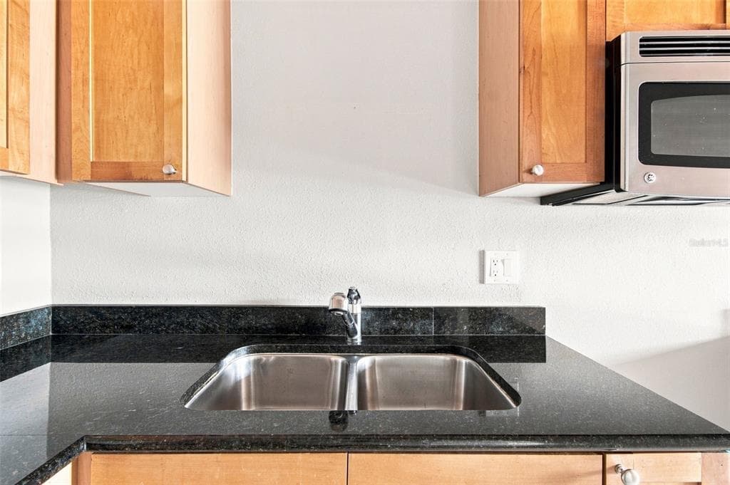 3889 POMPANO DRIVE SE A photo 11