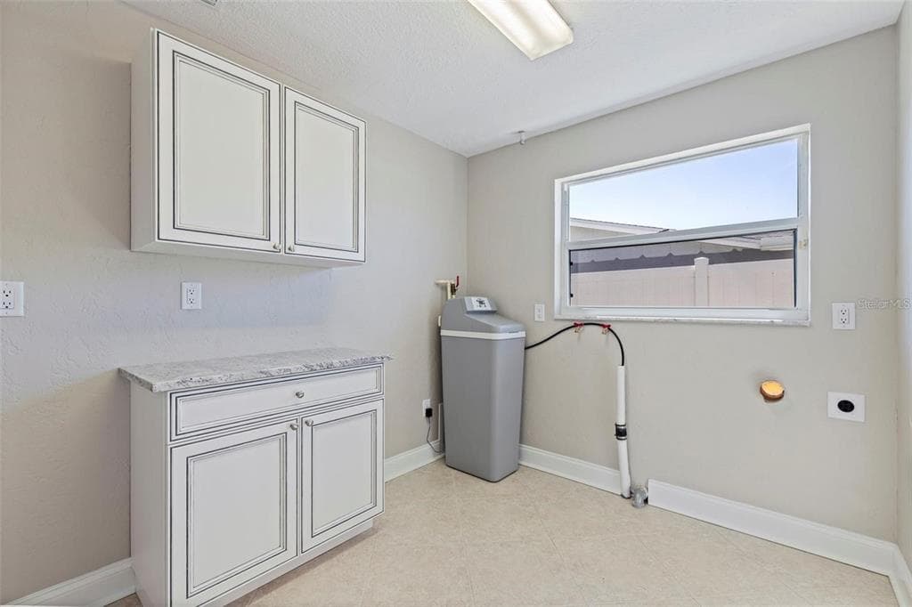 11225 4TH STREET E photo 23