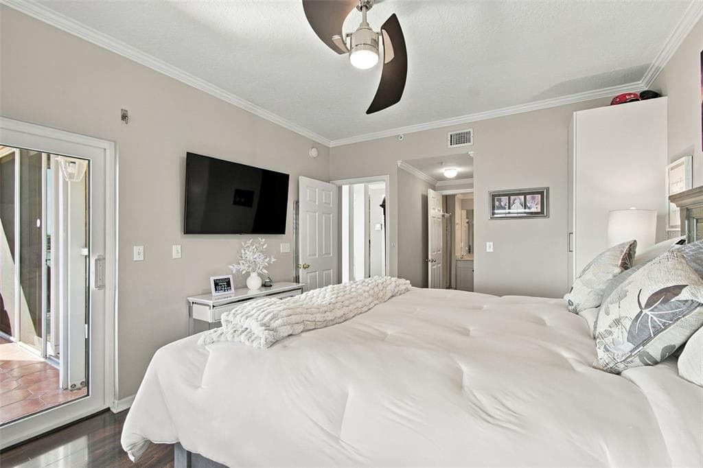 399 150TH AVENUE 205 photo 25