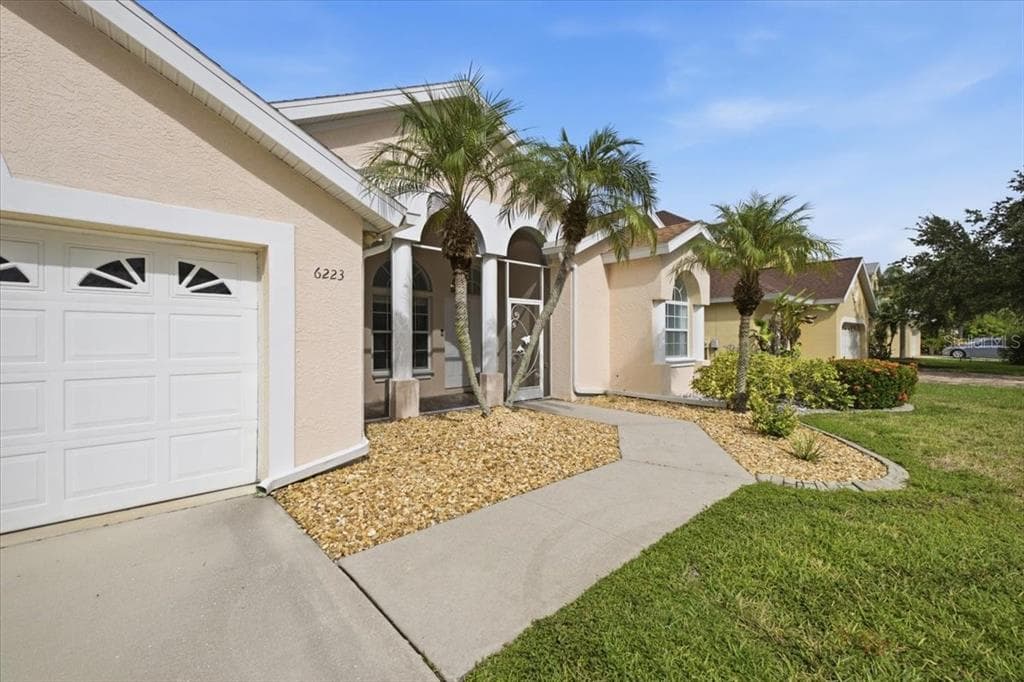 6223 ROCK CREEK CIRCLE photo 2