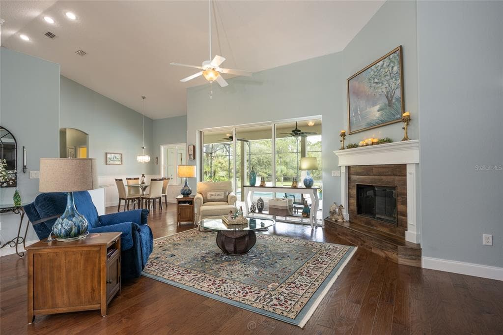 41 LUDLOW LANE W photo 12