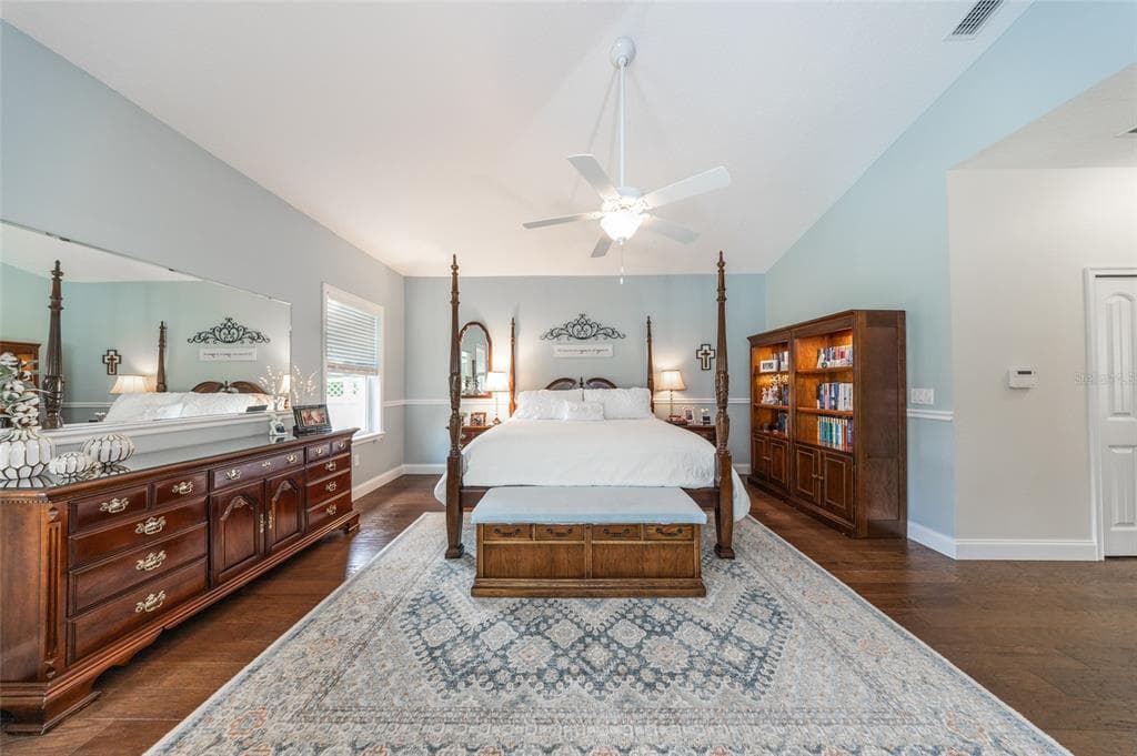 41 LUDLOW LANE W photo 19