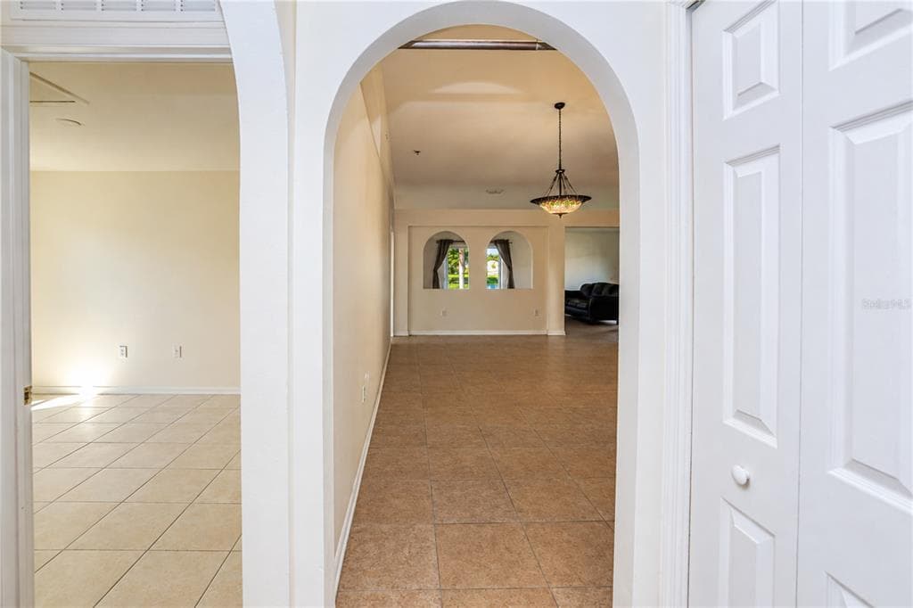 2639 SUNCOAST LAKES BOULEVARD photo 7