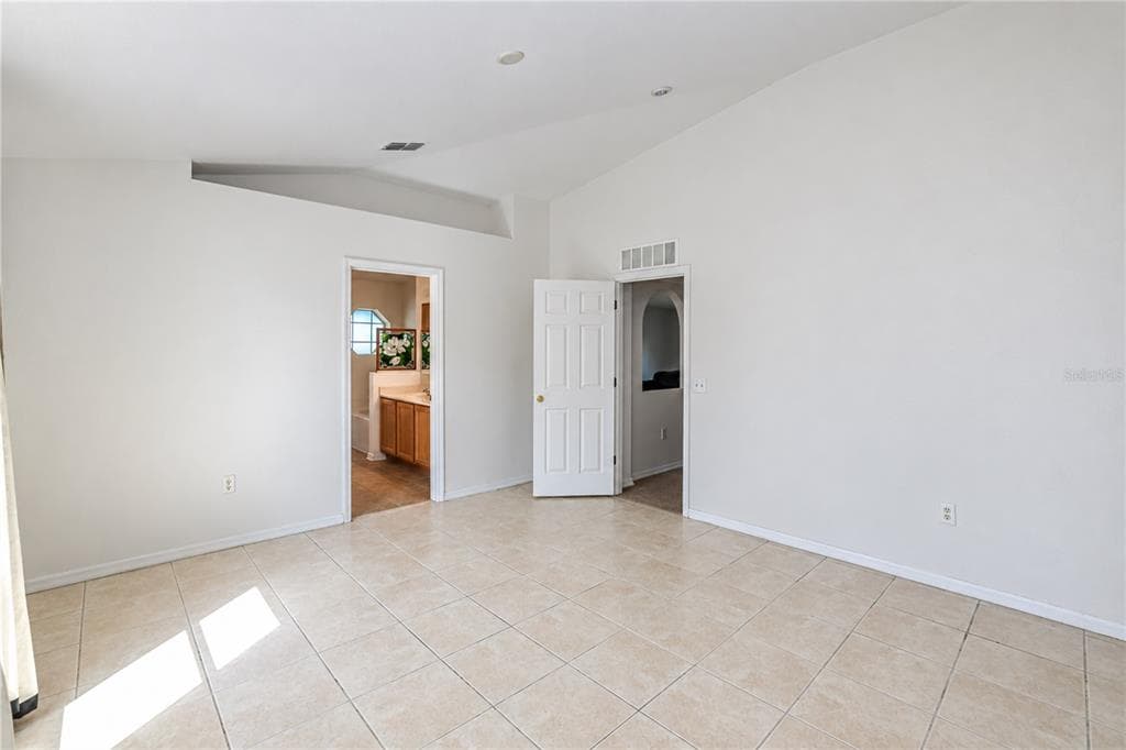 2639 SUNCOAST LAKES BOULEVARD photo 20