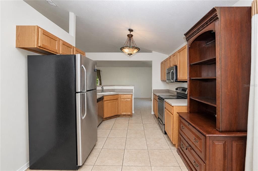 2639 SUNCOAST LAKES BOULEVARD photo 14